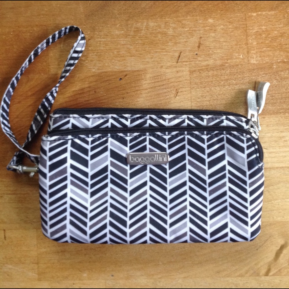 Chevron double zip wristlet - Baggallini